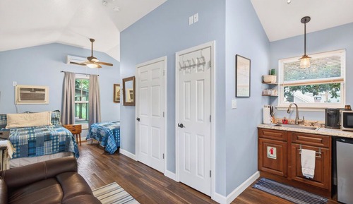 Amberjack Cottage