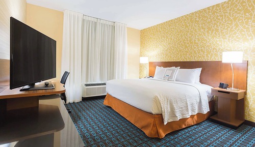 Room, 1 King Bed, Hearing Accessible