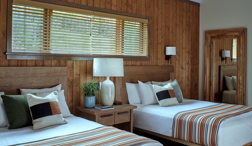 Mobility Accessible One-Bedroom Cabin w/Roll-in Shower