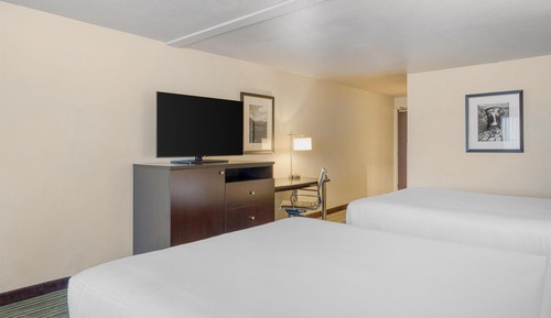 Standard Room, 2 Queen Beds, Accessible, Non Smoking