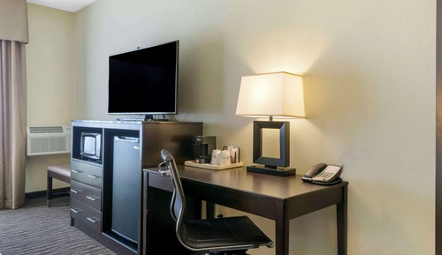 Suite, 1 King Bed, Accessible, Jetted Tub