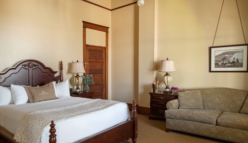 Deluxe Suite, 1 Bedroom (Charbonneau)