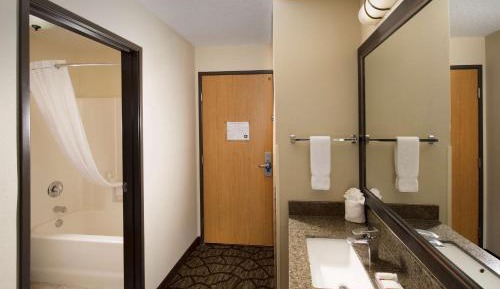 Queen Room with Two Queen Beds Non-Smoking