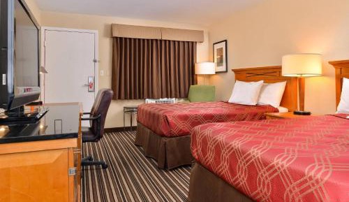 Double Room with Two Double Beds - Smoking