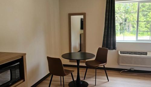 King Studio with Sofa Bed