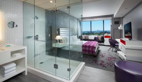 Spectacular, Guest room, 1 King