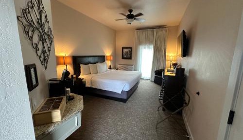 Superior King Room