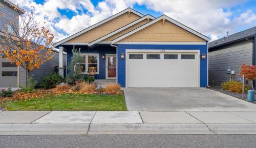 Three-Bedroom Vacation Home 