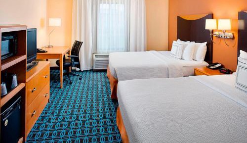 Queen Room with Two Queen Beds and Bathtub - Mobility Access/Hearing Accessible