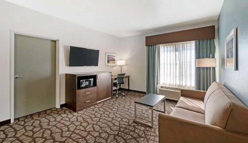 King Room - Disability Access Tub