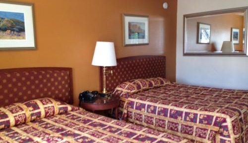 Queen Room with Two Queen Beds - Non-Smoking