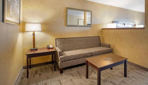 Queen Suite with Two Queen Beds