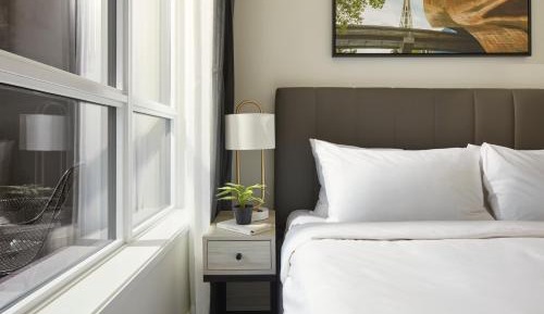 Executive Two Bedroom Suite & Office 