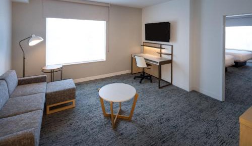 One-Bedroom Suite with Two Queen Beds and City View