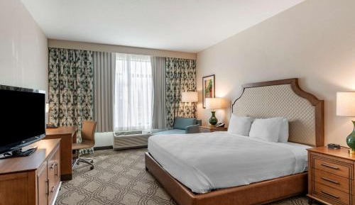 Standard King Room