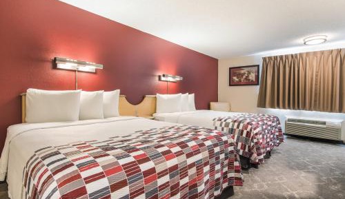 Standard Room with Two Queen Beds Smoke Free