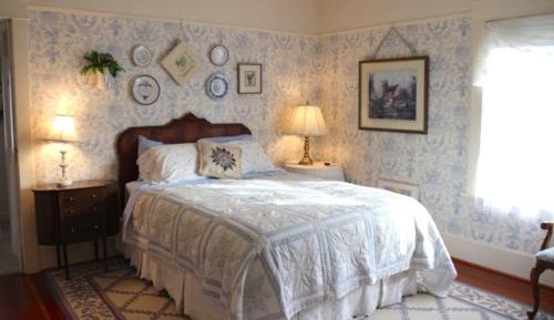 Queen Room
