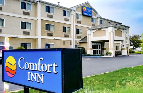 Medford Hotel | Comfort Inn Medford North
