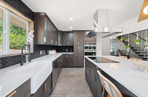 Lakewood Villa | Casa Cielo NEW! Steilacoom Lakefront Retreat