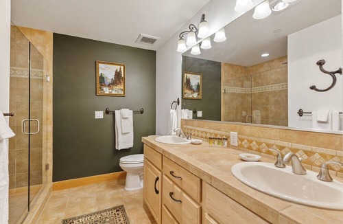 Coeur d'Alene Villa | Northwest Riverstone Retreat - Private Condo
