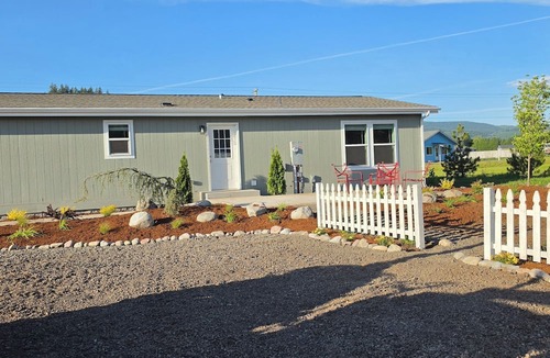 Mossyrock House | Beautiful 3-bedroom home in rural Mossyrock. Close to recreational activities.