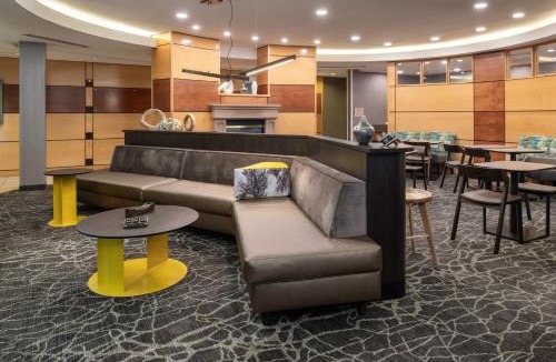 Medford Hotel | SpringHill Suites by Marriott Medford