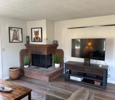 Depot Bench Apartment | Boise Bench Home-Great Location!