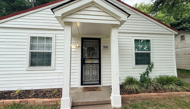 Peaceful tranquility 2-bedroom house with AC in friendly Blytheville