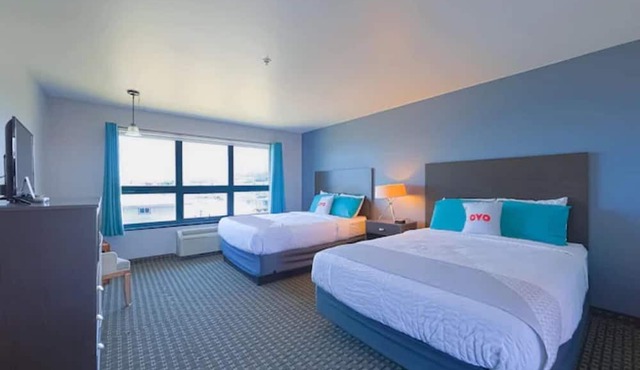 2 Queen Bed with Ocean view