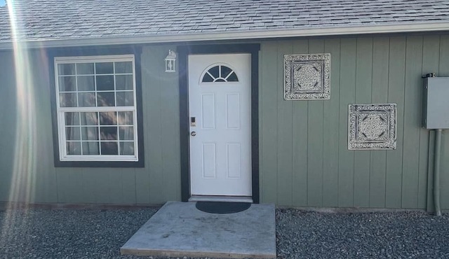 New private 2bd house in central Yelm