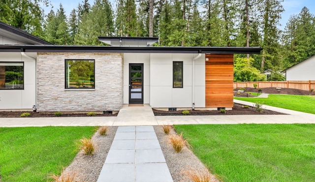 Modern Mountain Luxury Creekside Retreat