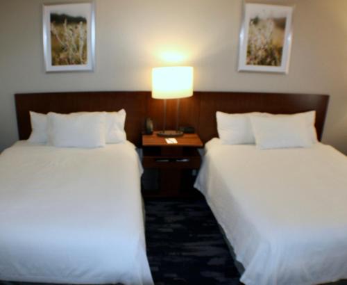 Fairfield Inn 