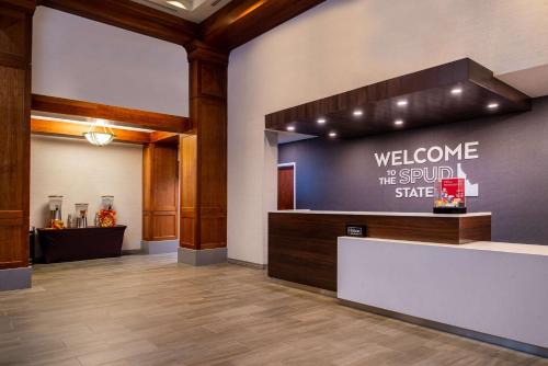 Hampton Inn 